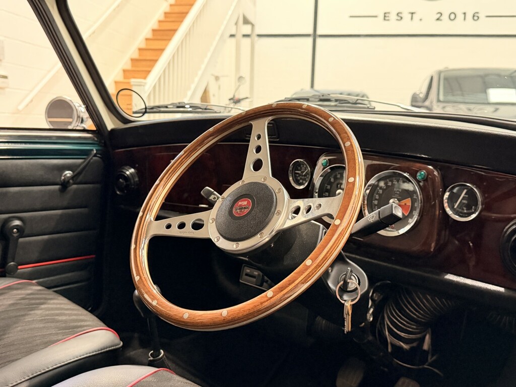 Rover MINI Sprite Automatic White #22