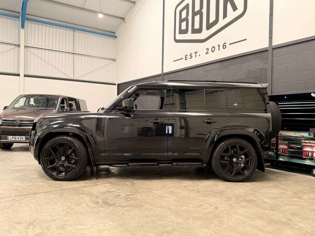 Land Rover Defender 110 X-dynamic Se Black #11
