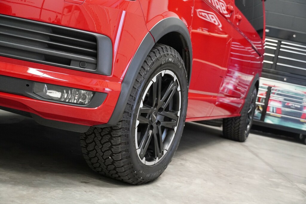 Volkswagen Transporter 2.0 Bitdi T32 Bluemotion Tech Highline Red #4