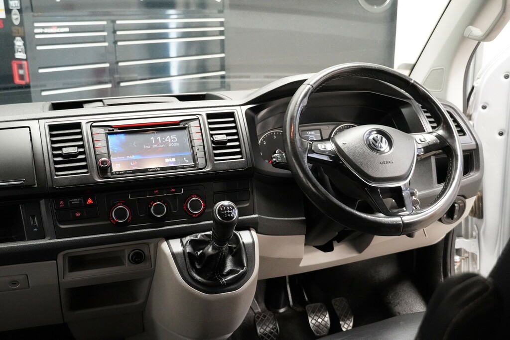 Volkswagen Transporter 2.0 Tdi T32 Bluemotion Tech Highline Crew Van Dsg Grey #26