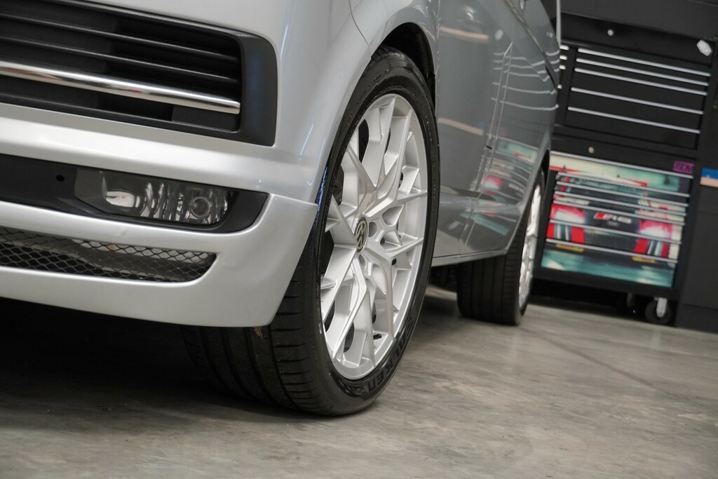 Volkswagen Transporter 2.0 Tdi T32 Bluemotion Tech Highline Crew Van Dsg Grey #12