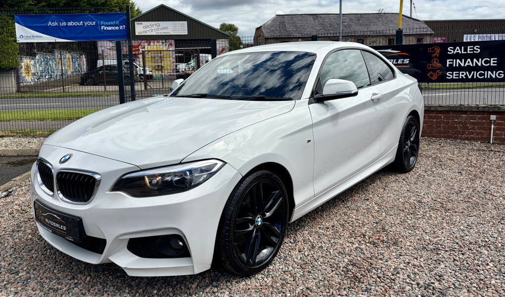 BMW 2 Series 218D M Sport White #2