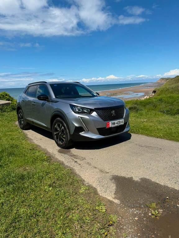 Peugeot 2008 1.2 Puretech 130 Allure Premium Eat8 Grey