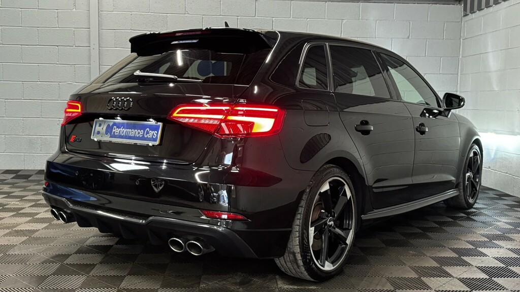 Audi S3 Hatchback 2.0 Tfsi Black Edition 201818 Black #4