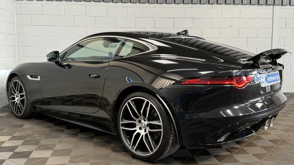 Jaguar F-Type 3.0 380 Supercharged V6 R-dynamic Blue #40