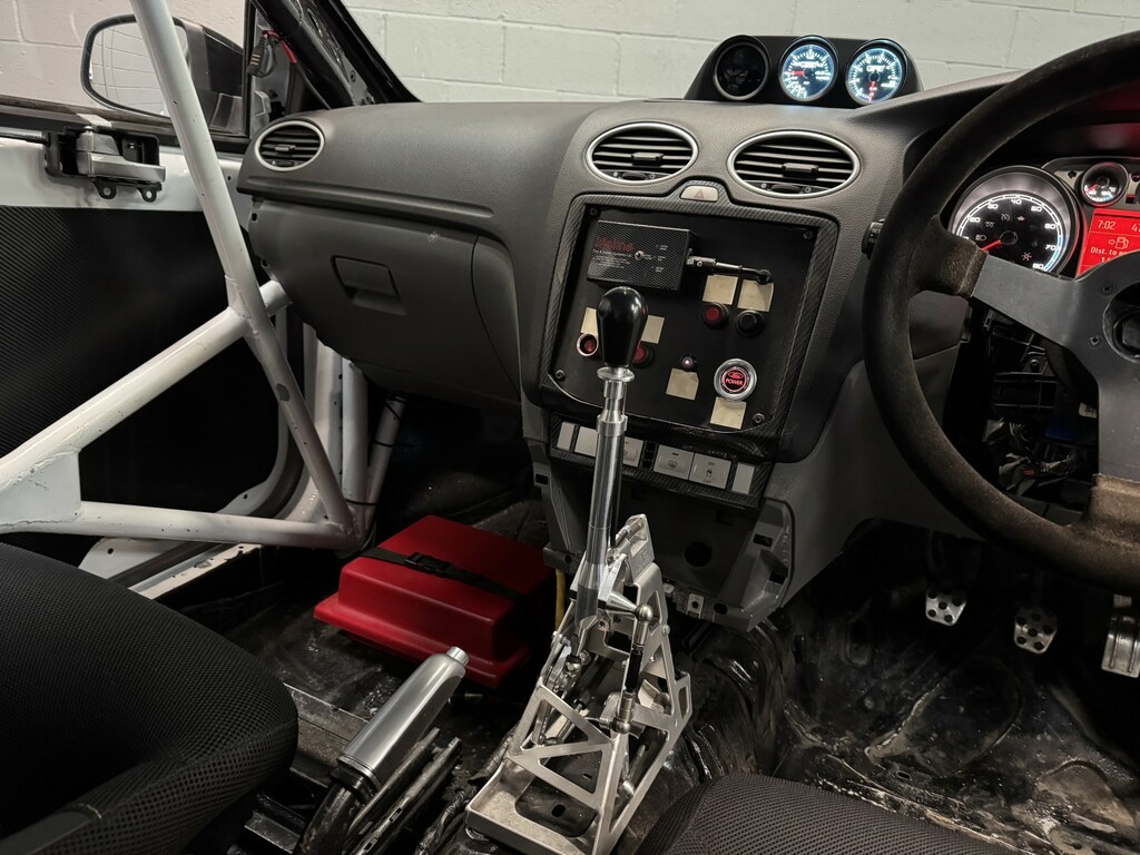 Ford Focus Titanium, 1.6 110Bhp, Silver #25