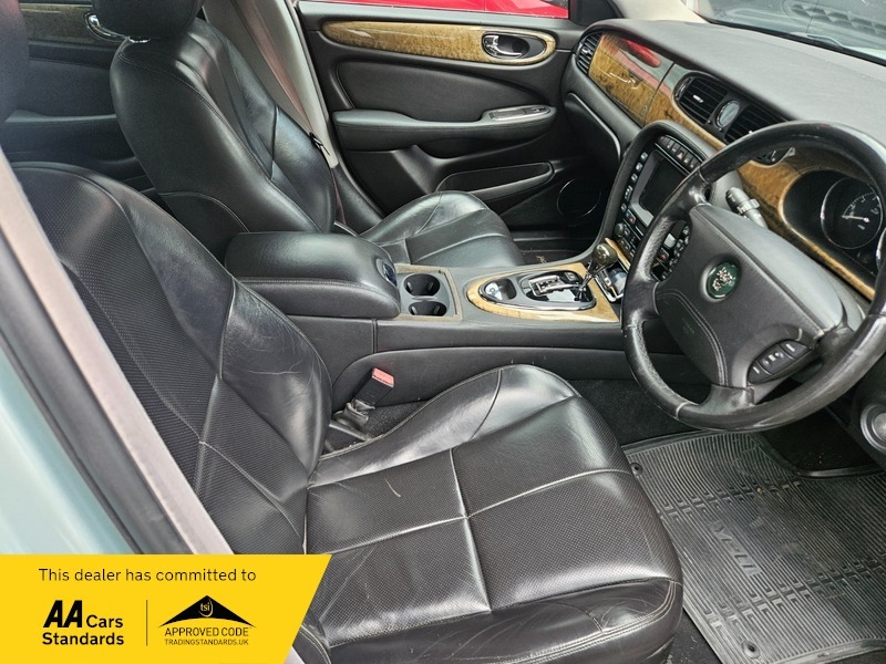 Jaguar XJ 3.0 V6 Se Silver #6