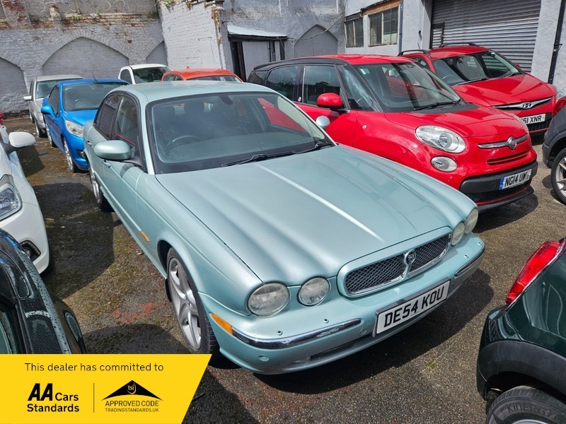 Jaguar XJ 3.0 V6 Se Silver #2