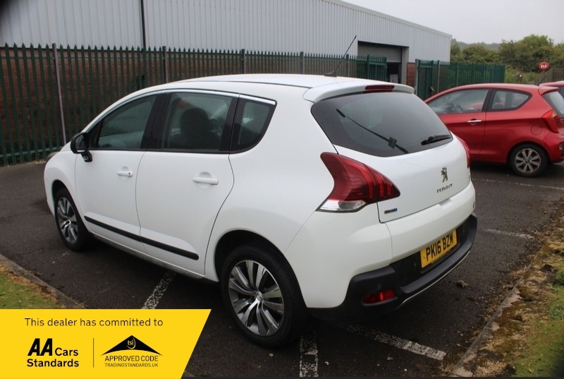 Peugeot 3008 1.6 E-hdi Active 115 Bhp Silver #4
