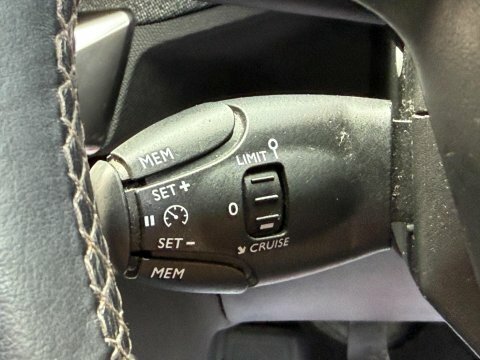 Peugeot 5008 1.5 Bluehdi Allure Black #6