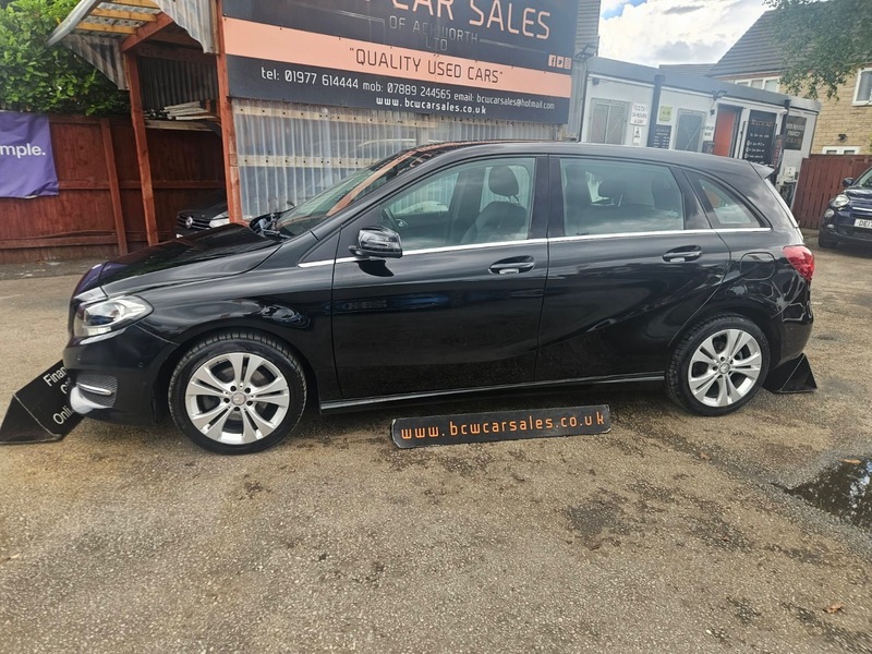 Mercedes-Benz B Class B 200 D Sport Black #2