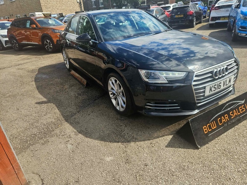 Audi A4 Tfsi Sport Black #2