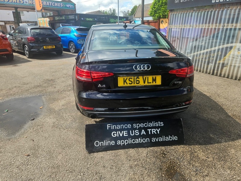 Audi A4 Tfsi Sport Black #6