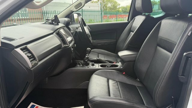 Ford Ranger 2.0 Ranger Wildtrak White #42