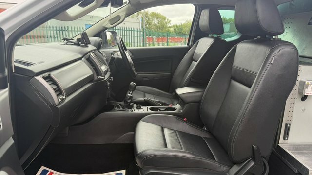 Ford Ranger 2.0 Ranger Wildtrak White #36