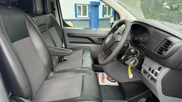 Vauxhall Vivaro Minibus Silver #24