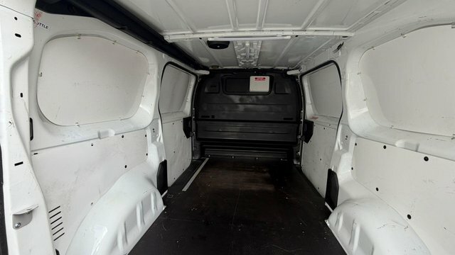 Vauxhall Vivaro Minibus Silver #14