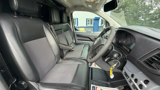 Vauxhall Vivaro Minibus Silver #26