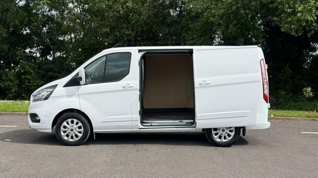Ford Transit Custom 2022 2.0 Ecoblue 130 Bhp 350 L3 Leader Fwd Dcab T White #5