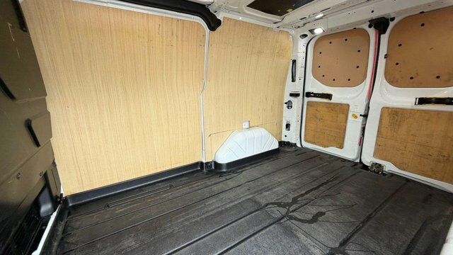 Ford Transit Custom 2022 2.0 Ecoblue 130 Bhp 350 L3 Leader Fwd Dcab T White #6