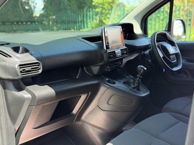 Peugeot Partner 1.5 Bluehdi 1000 Professional Standard Panel Van 5 White #17