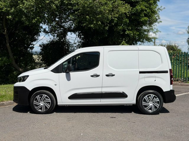 Peugeot Partner 1.5 Bluehdi 1000 Professional Premium Standard P White #4