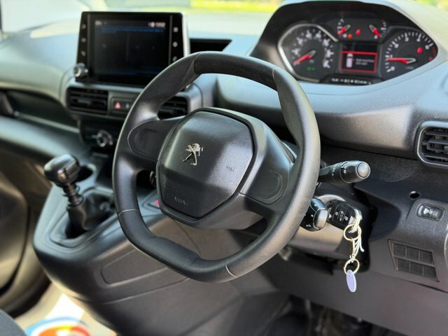 Peugeot Partner 1.5 Bluehdi 1000 Professional Standard Panel Van 5 White #27