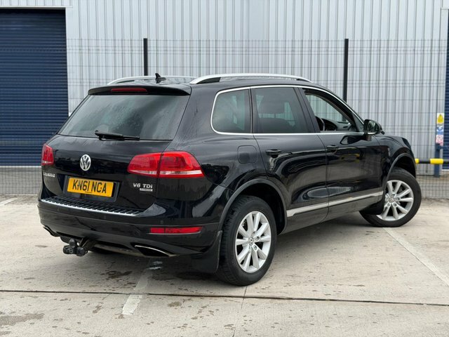 Volkswagen Touareg Tdi V6 Bluemotion Tech White #9