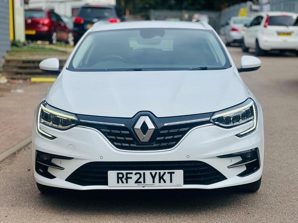 Renault Megane E-Tech Estate 1.6 E-tech 9.8Kwh Iconic Sport Tourer White #5