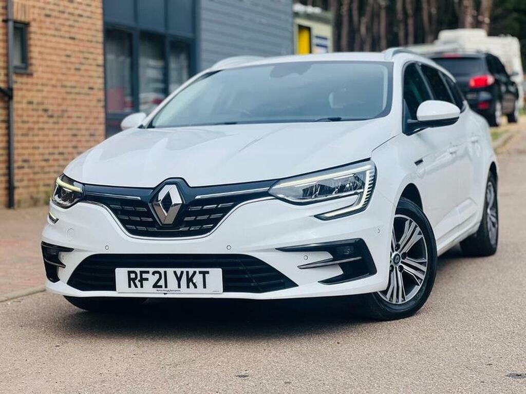 Renault Megane E-Tech Estate 1.6 E-tech 9.8Kwh Iconic Sport Tourer White #2