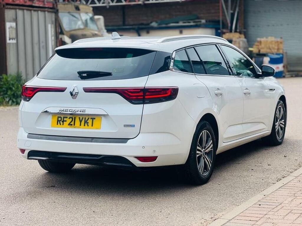 Renault Megane E-Tech Estate 1.6 E-tech 9.8Kwh Iconic Sport Tourer White #6