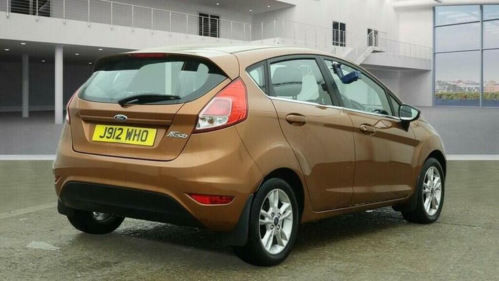 Ford Fiesta Hatchback 1.25 Zetec Euro 6 201616 J912WHO Brown #2