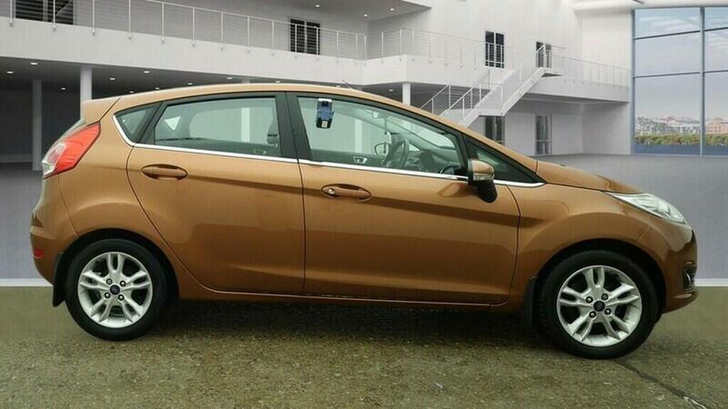 Ford Fiesta Hatchback 1.25 Zetec Euro 6 201616 J912WHO Brown #3