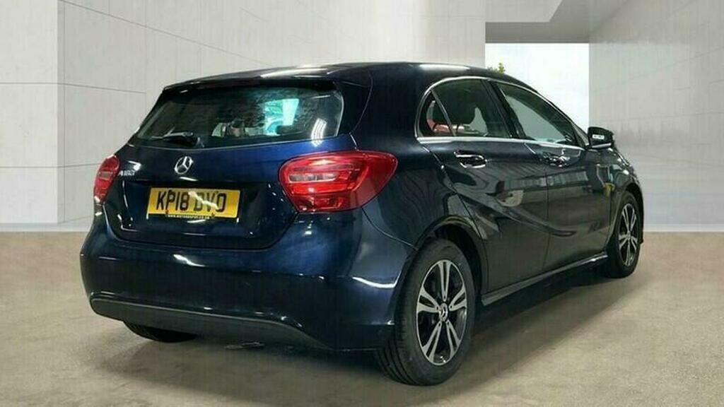 Mercedes-Benz A Class Hatchback 1.6 A180 Se Euro 6 Ss 201818 KP18DVO Blue #4