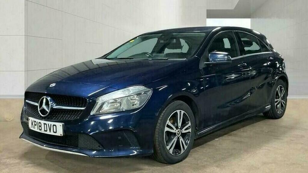 Mercedes-Benz A Class Hatchback 1.6 A180 Se Euro 6 Ss 201818 KP18DVO Blue #2