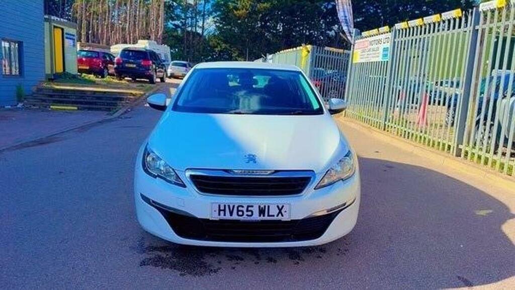 Peugeot 308 1.2 Puretech Active Euro 6 Ss White #4