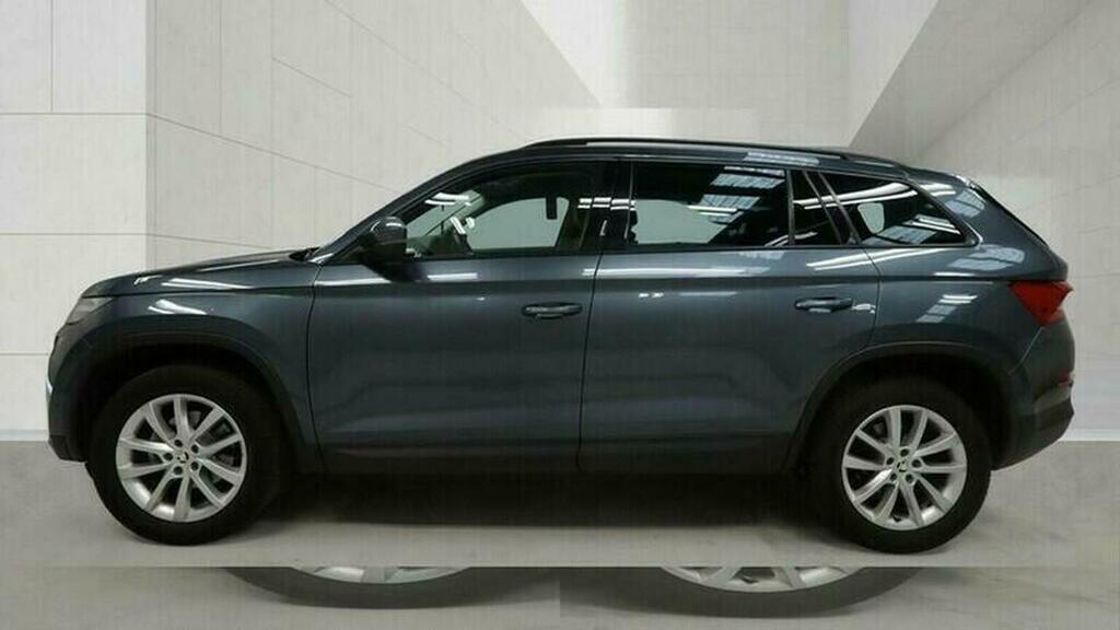 Skoda Kodiaq Suv 1.5 Tsi Act Se Dsg Euro 6 Ss 5 Seat YD21RKO Grey #5