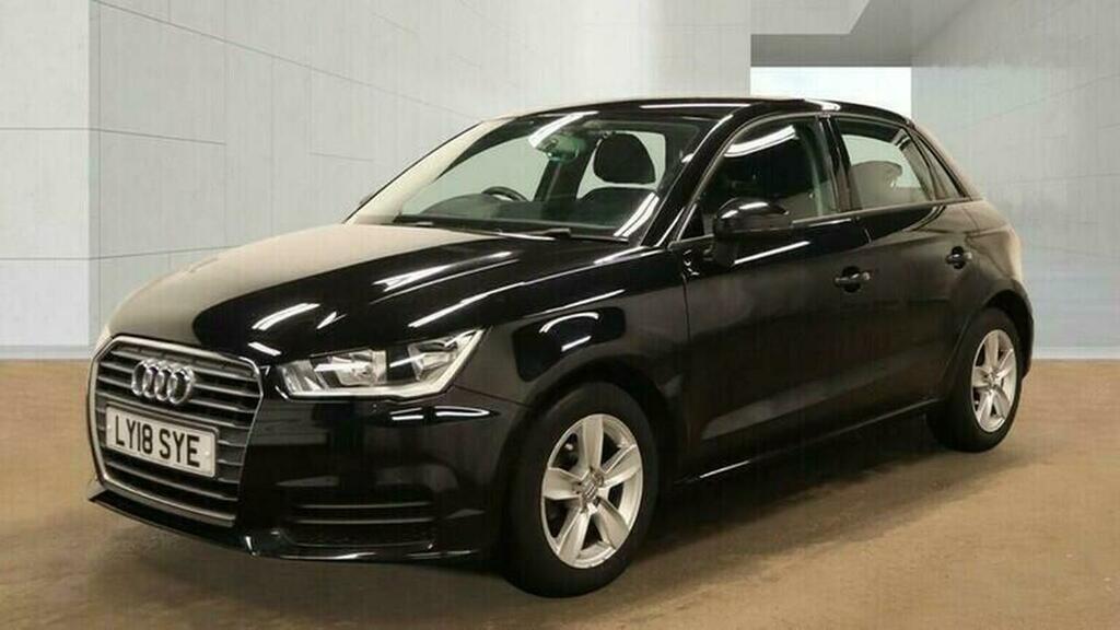 Audi A1 1.0 Tfsi Se Sportback Euro 6 Ss Black #2
