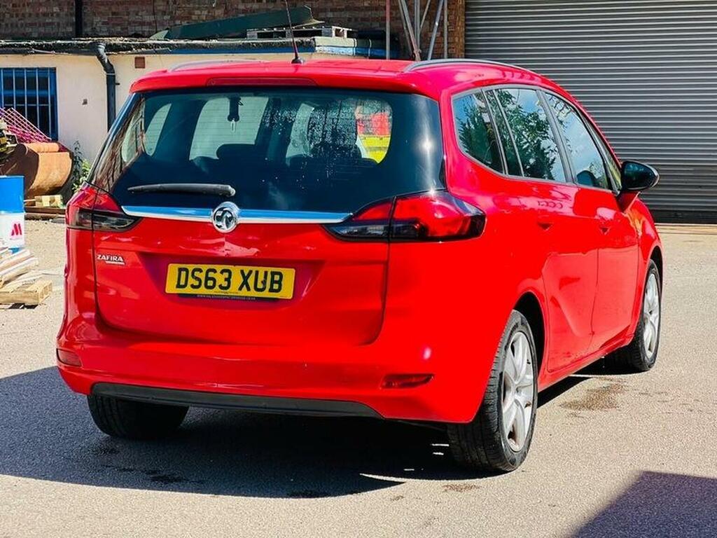 Vauxhall Zafira Tourer 1.8 16V Exclusiv Euro 5 Red #3