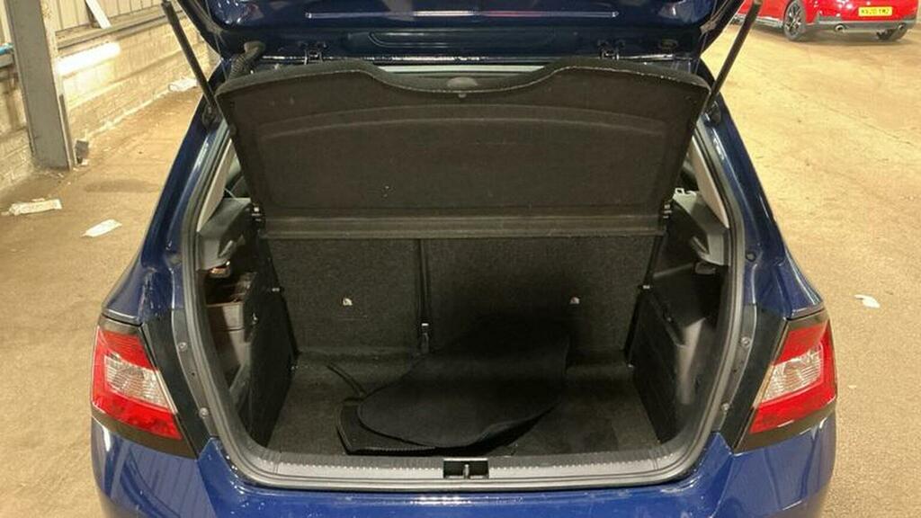 Skoda Fabia Hatchback Blue #7