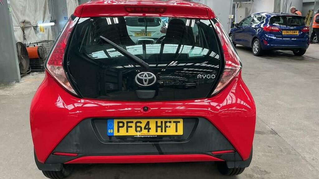 Toyota Aygo 1.0 Vvt-i X-play Euro 5 Euro 5 Red #6