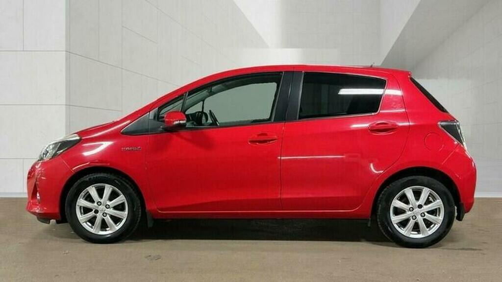 Toyota Yaris 1.5 Vvt-h Icon Plus Cvt Euro 5 Red #5
