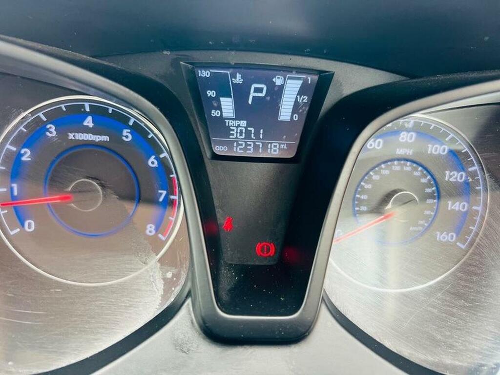 Hyundai Ix20 1.4 Blue Drive Se Euro 6 Ss  #28