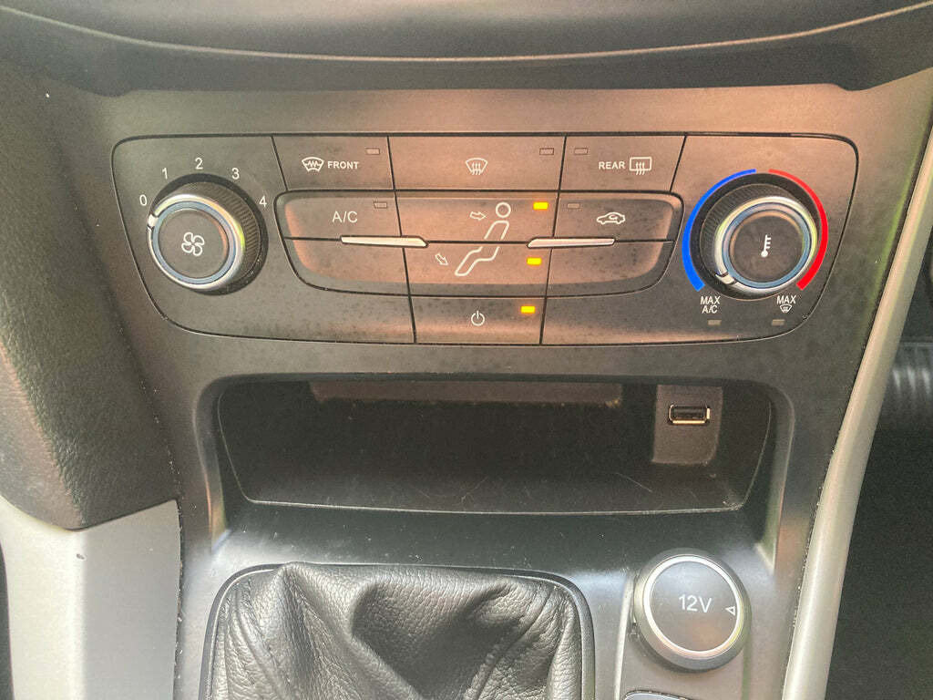 Ford Focus Sport 5-Door Black #18