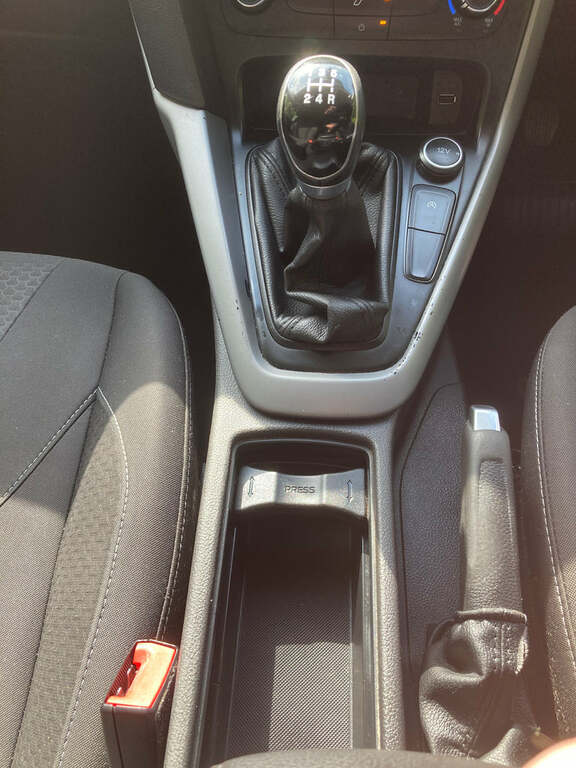 Ford Focus Sport 5-Door Black #19