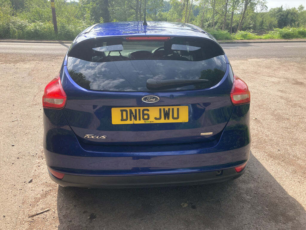 Ford Focus Sport 5-Door Black #13