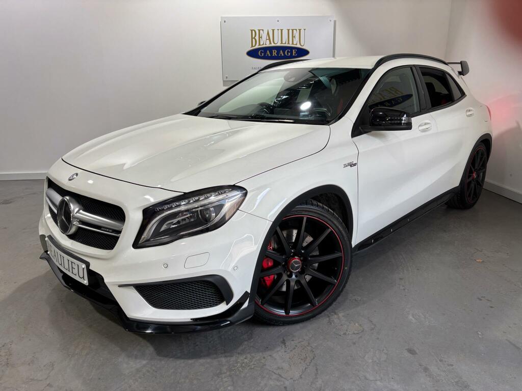 Mercedes-Benz GLA Class Amg White