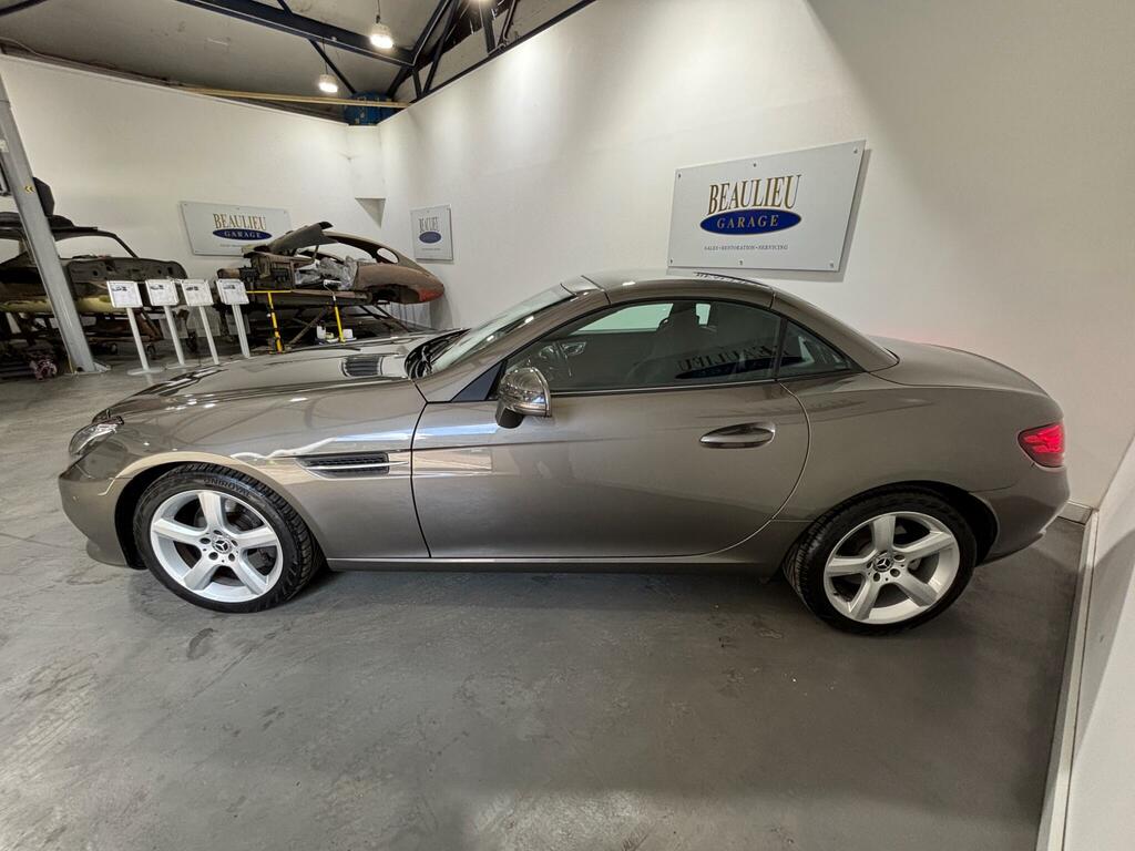 Mercedes-Benz SLC Slc 200 Amg Line Grey #10