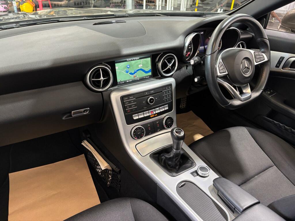 Mercedes-Benz SLC Slc 200 Amg Line Grey #35