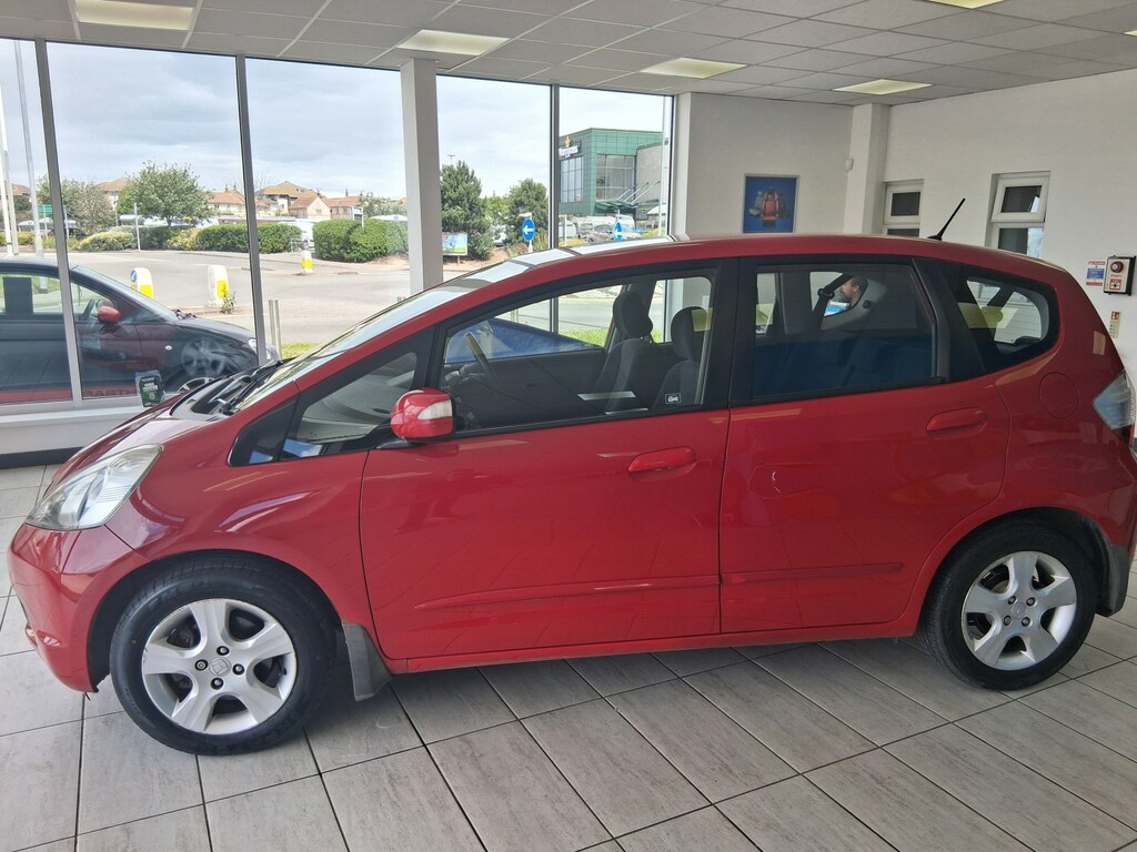 Honda Jazz 1.4 I-vtec Es Red #2